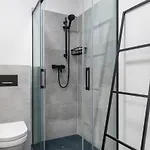 Modern Center By Renters Apartment