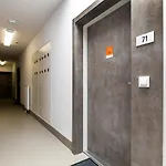 Modern Center By Renters Apartment