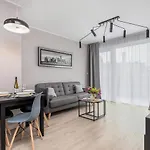 Modern Center By Renters Apartment *