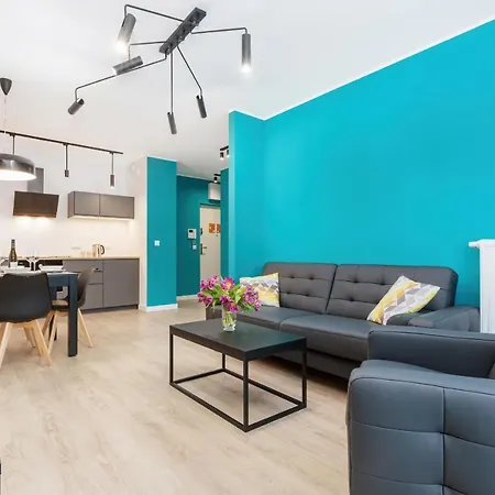 Modern Center By Renters Apartment