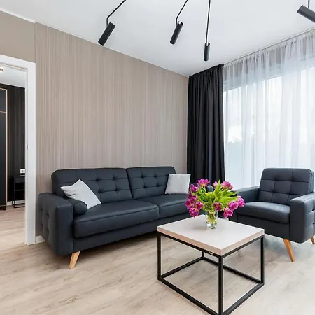 Modern Center By Renters *