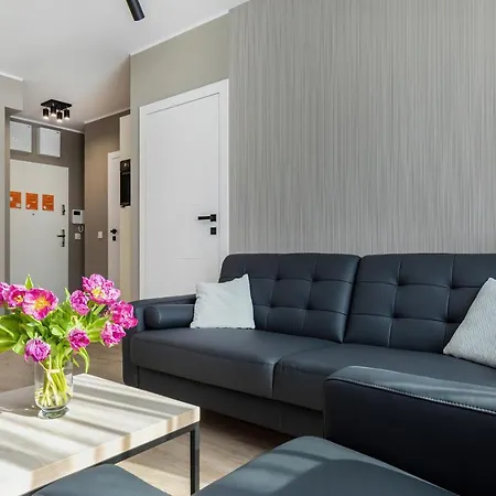 Modern Center By Renters Apartment Poznan