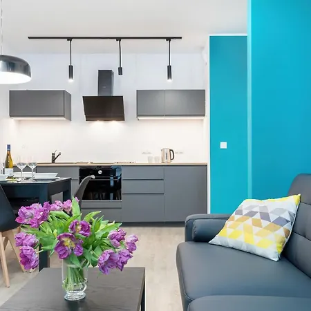 Modern Center By Renters Apartment Poznan