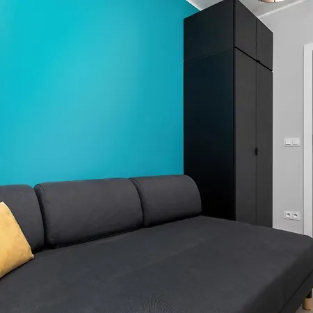 Modern Center By Renters *
