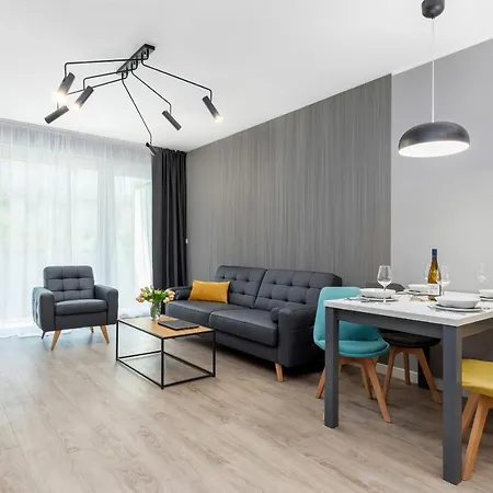 Modern Center By Renters *