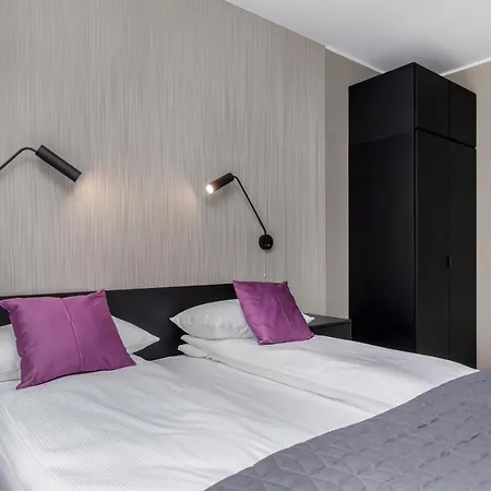 Modern Center By Renters