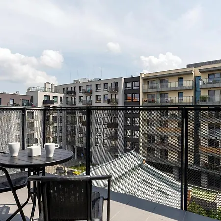 Modern Center By Renters Apartment *