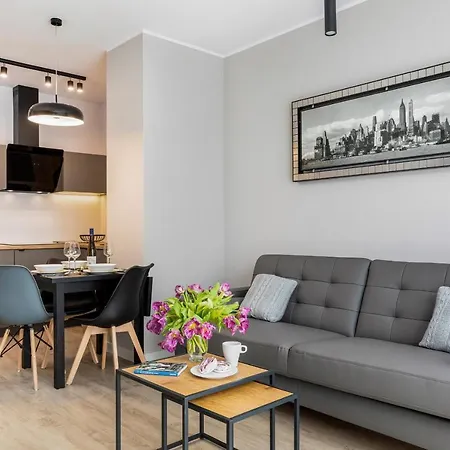 Modern Center By Renters Apartment
