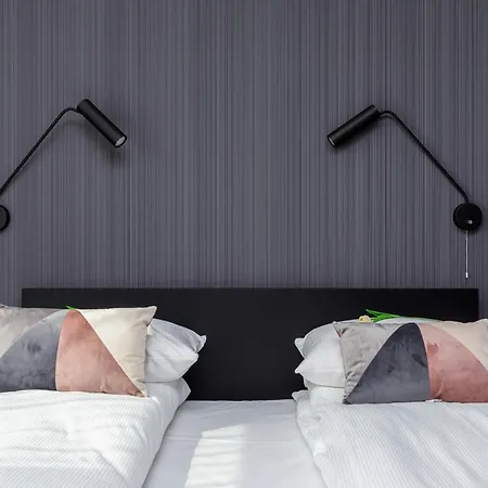 Modern Center By Renters * بوزنان