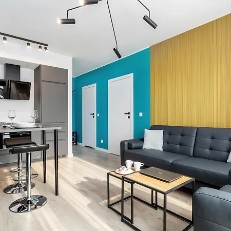 Modern Center By Renters *
