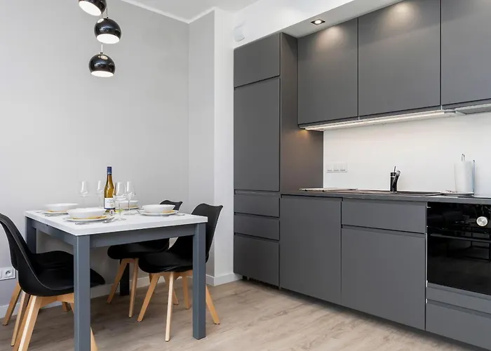 Modern Center By Renters Poznań