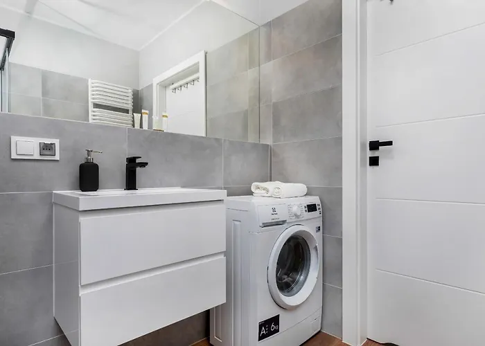 Modern Center By Renters Lägenhet Poznań