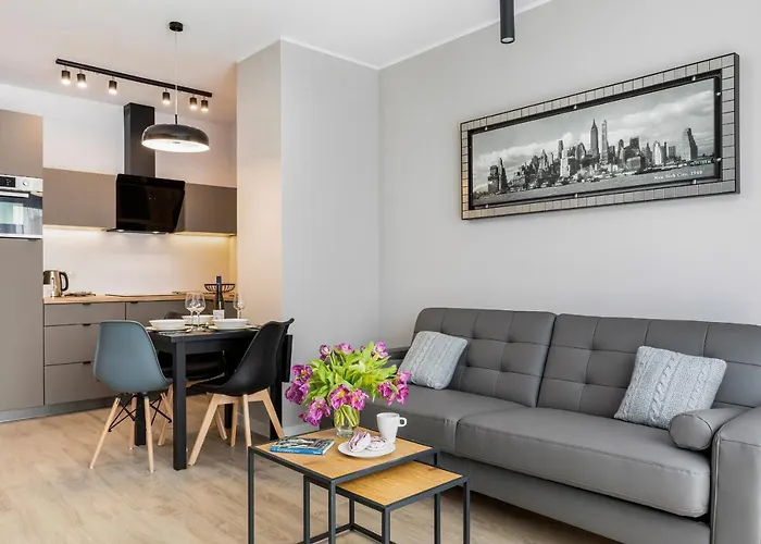 Modern Center By Renters شقة